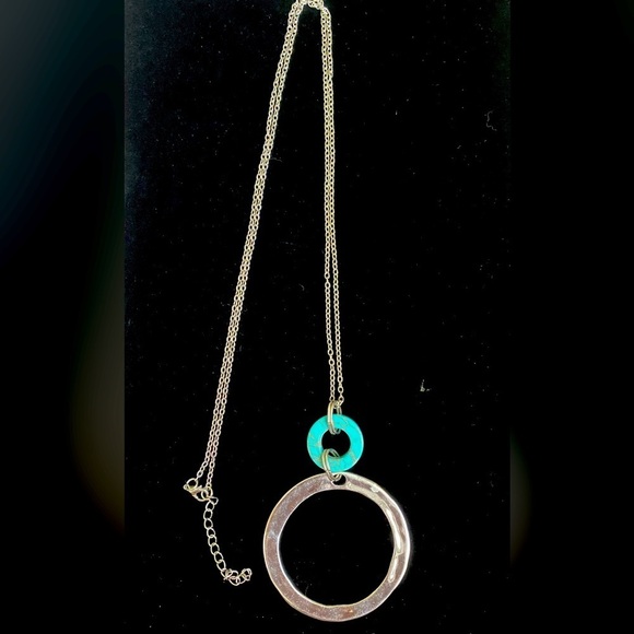2/$10 Silver Toned and Turquoise Circle Necklace - Picture 1 of 3